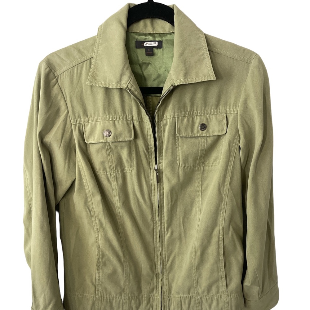 Women’s size small, suede long sleeve zip up jacket